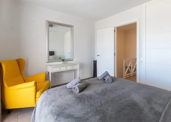 Oceanfront Parque Santiago Ii *